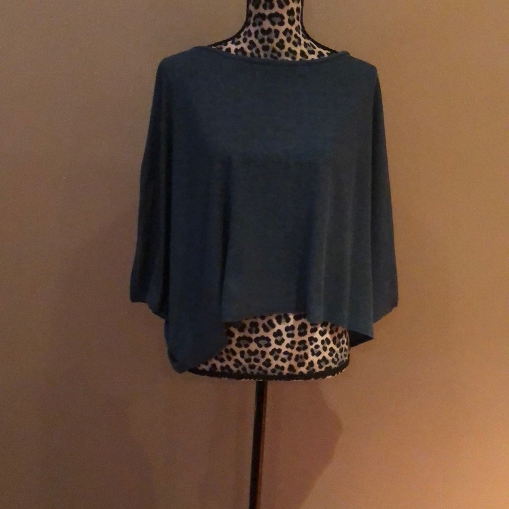 A blue top